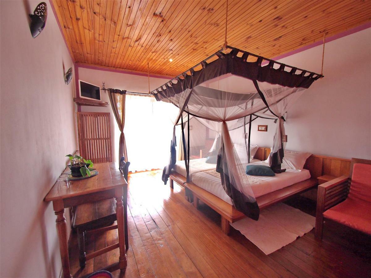 Island Continent Hotel Ivato  외부 사진